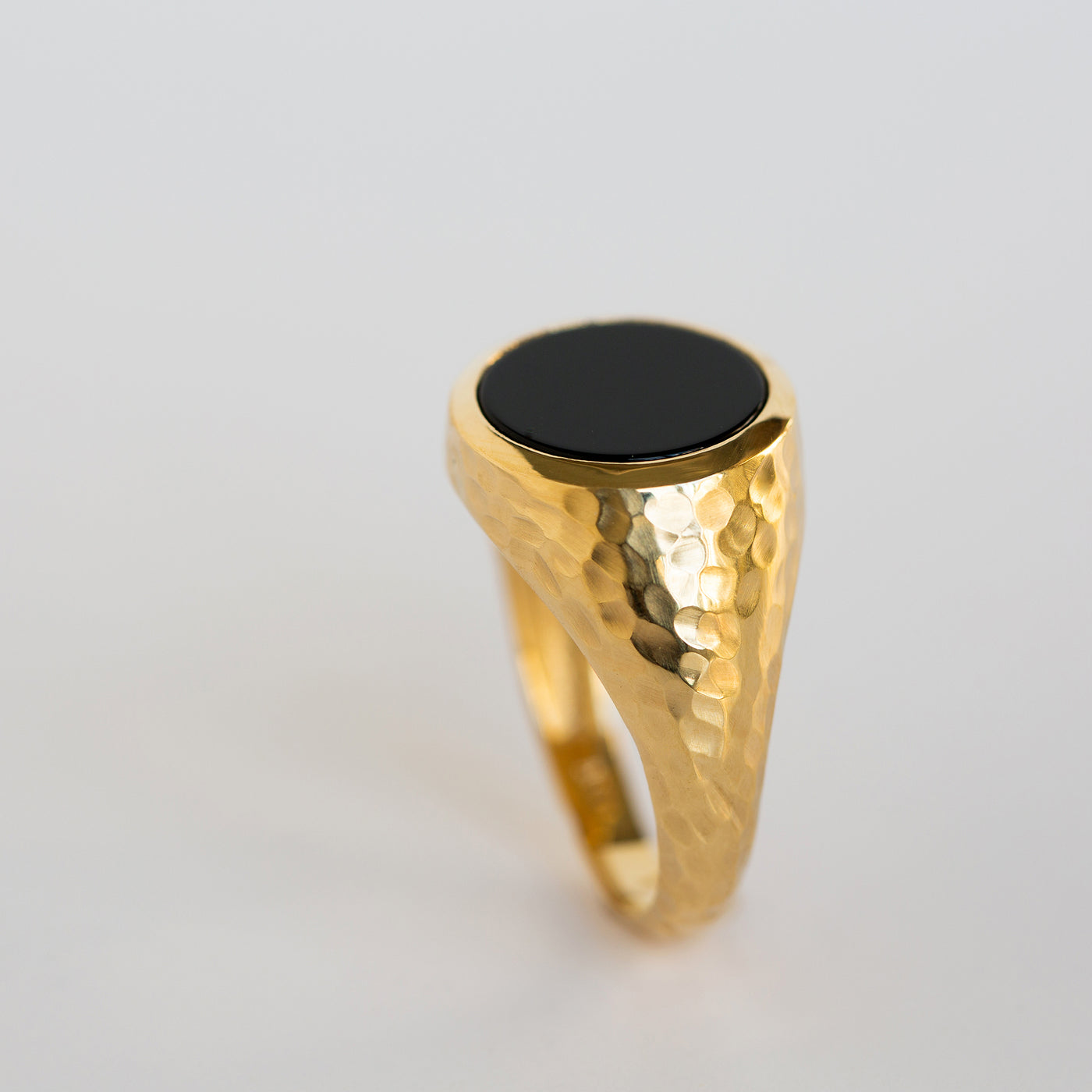 Leo | Hammered Onyx Gold Signet Ring