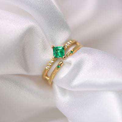 Skylar | Emerald & White Diamond Ring
