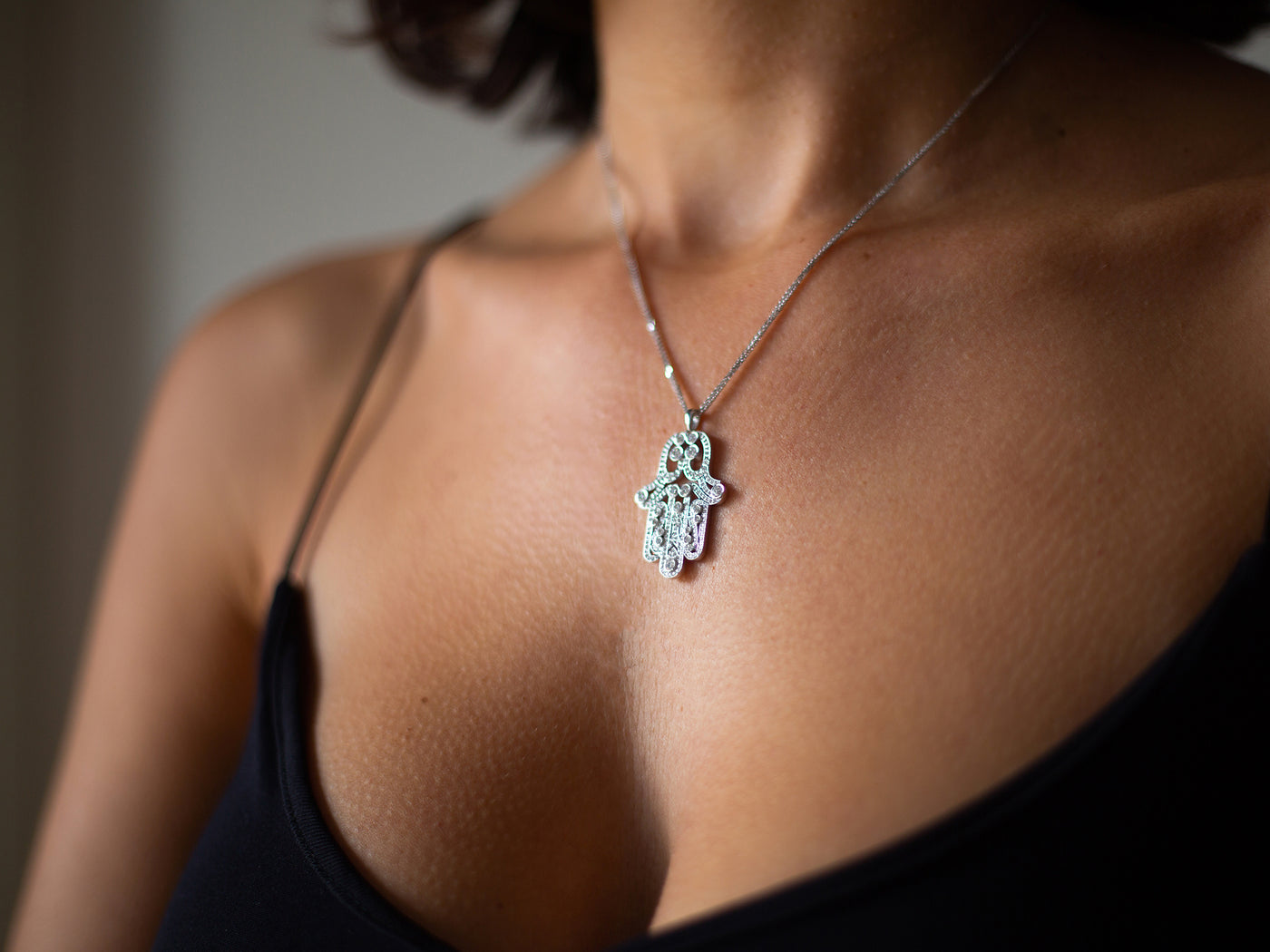 Hamsa | Protection Diamond necklace