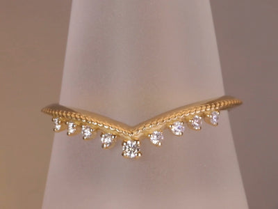 Victoria | Diamond Crown Ring